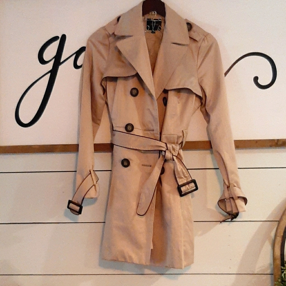 Portman's khaki trench jacket, size 4 euc